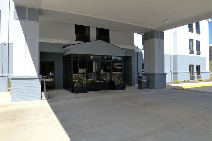 Hotel 4 of 29