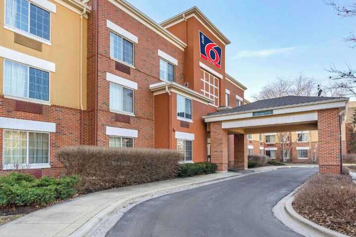 Studio 6 Extended Stay Chicago Vernon Hills Lincolnshire IL