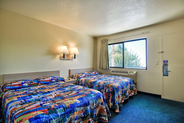 Motel 6 Nogales AZ - Mariposa Road