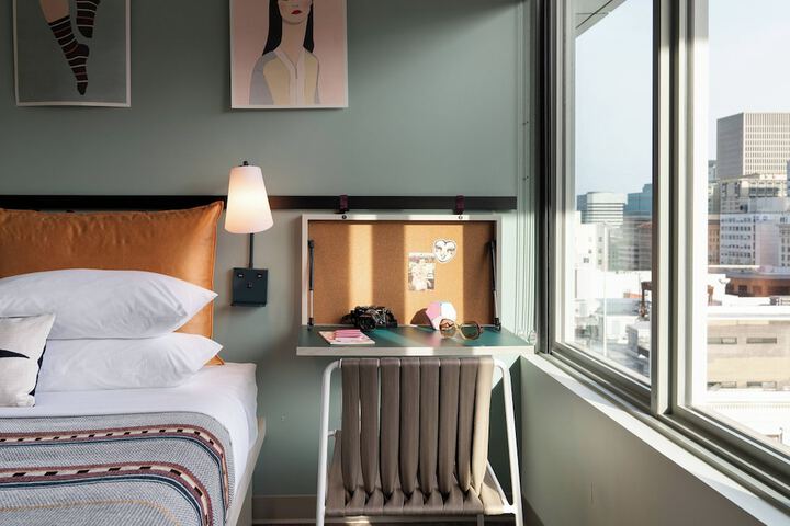 Room 15 of 44