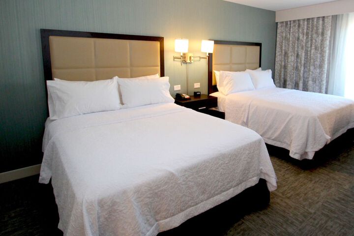 Room 34 of 60