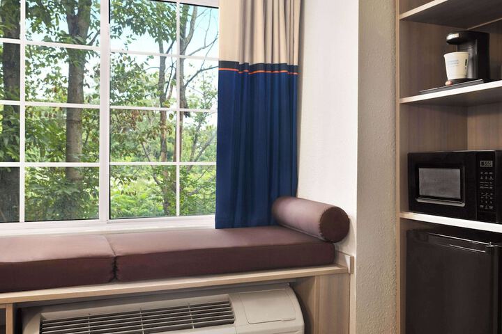 Microtel Inn & Suites by Wyndham Florence / Cincinnati Airport
