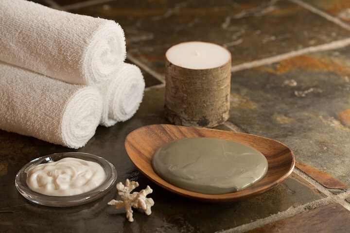 Tigh-Na-Mara Seaside Spa Resort