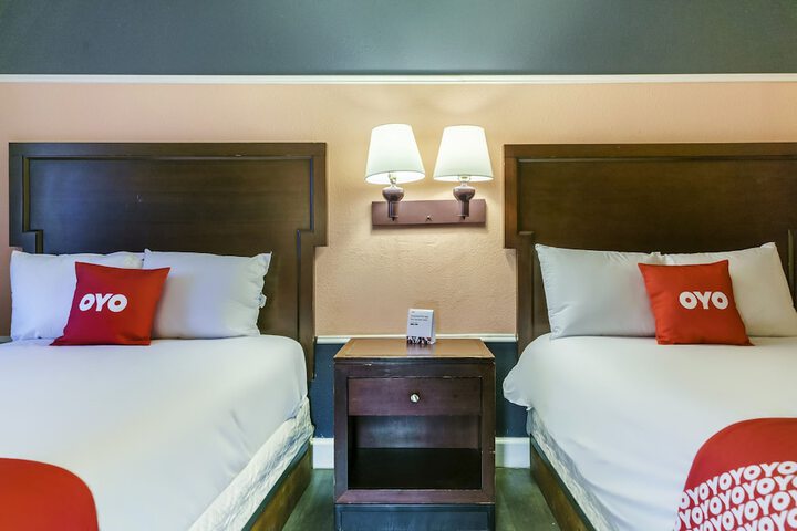 Room 18 of 22
