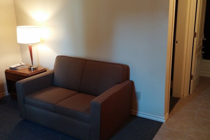 Room 17 of 31