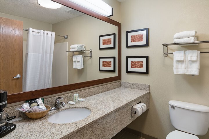 Room 15 of 32