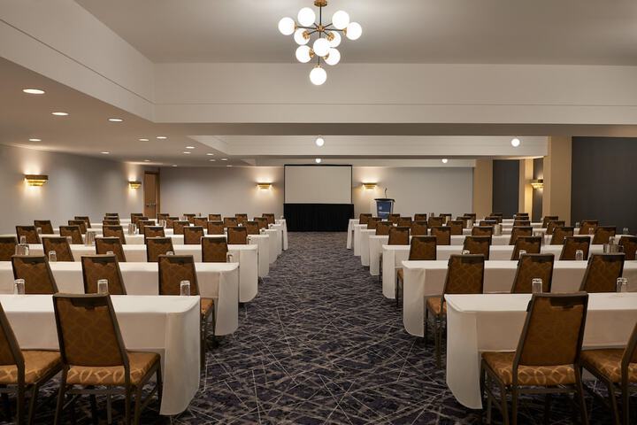 Sheraton Ottawa Hotel