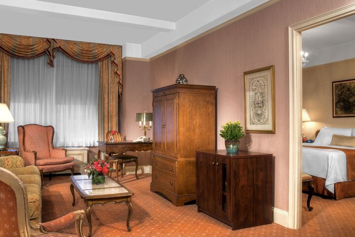 Room 54 of 79