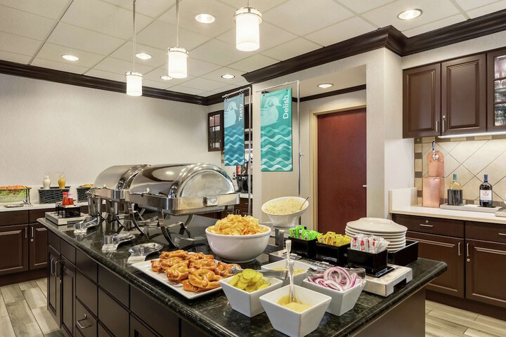 Breakfast/Coffee Service 30 of 35