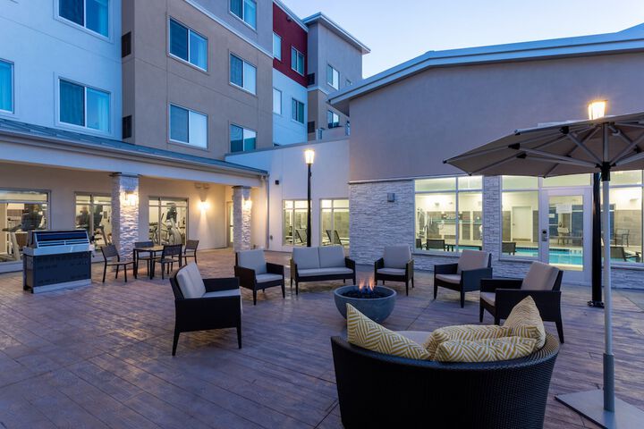 Terrace/Patio 31 of 32