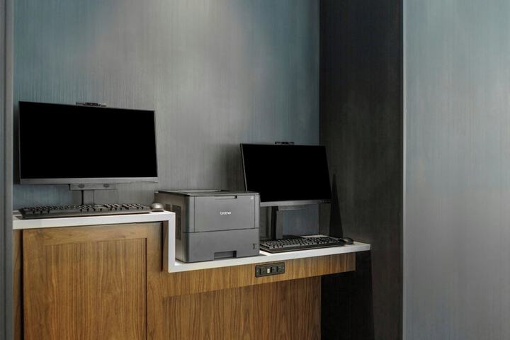 Courtyard by Marriott Indianapolis Fishers