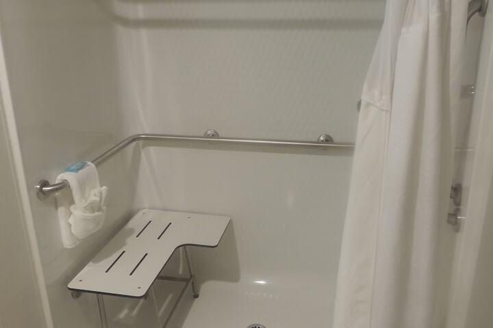 Room 34 of 88