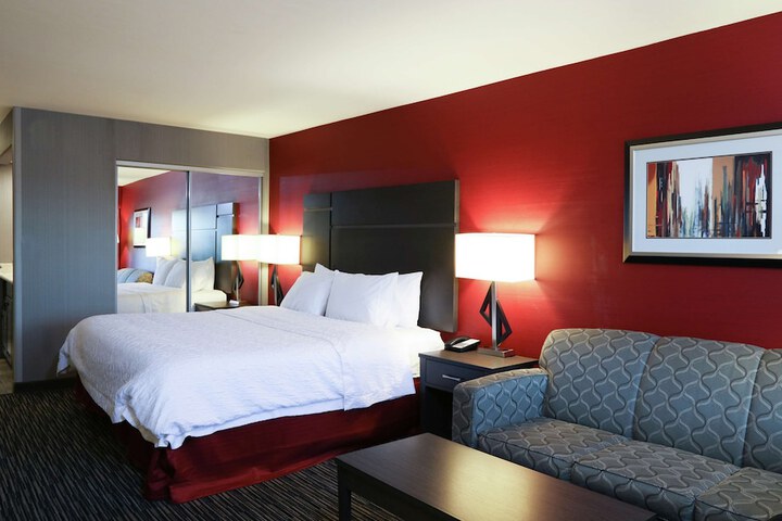 Room 30 of 72