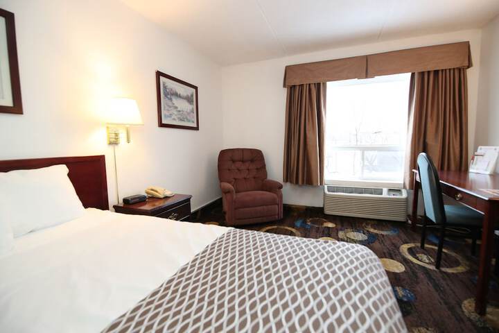 Stonebridge Hotel