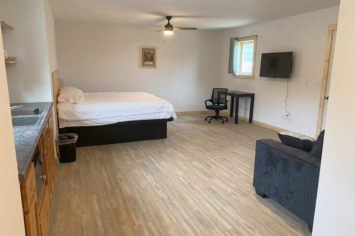 Room 34 of 105