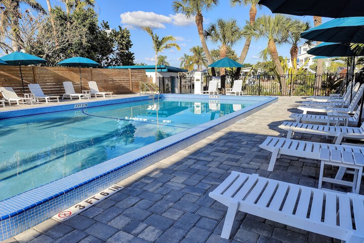 Pool 16 of 117