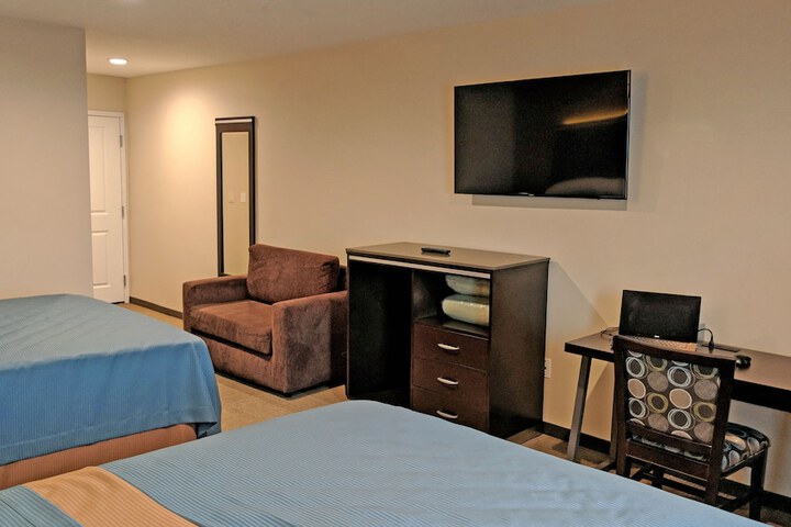 Room 28 of 32