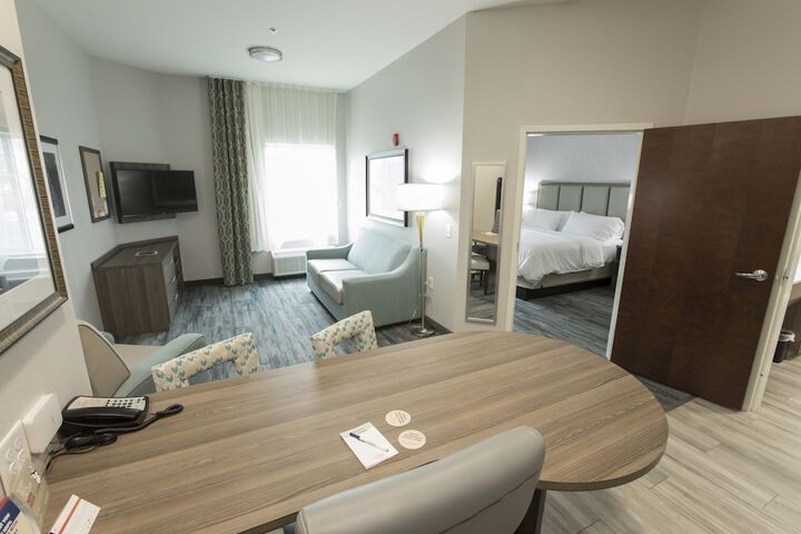 Room 32 of 56