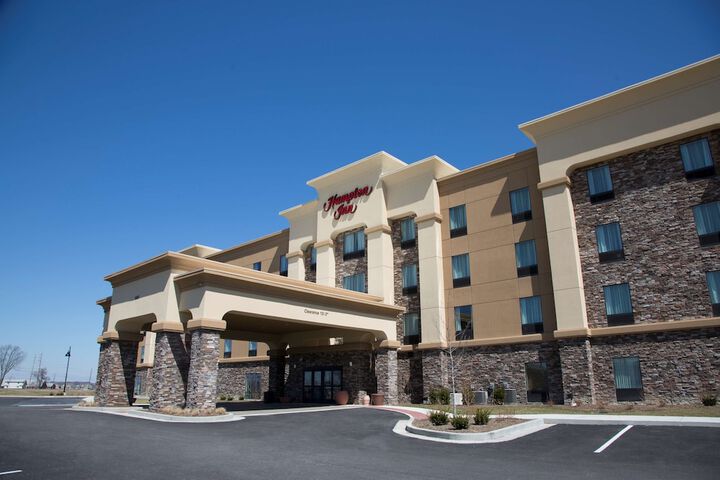 Hotel 4 of 50