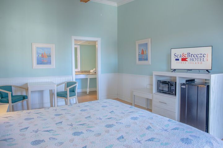 Sea & Breeze Hotel And Condo