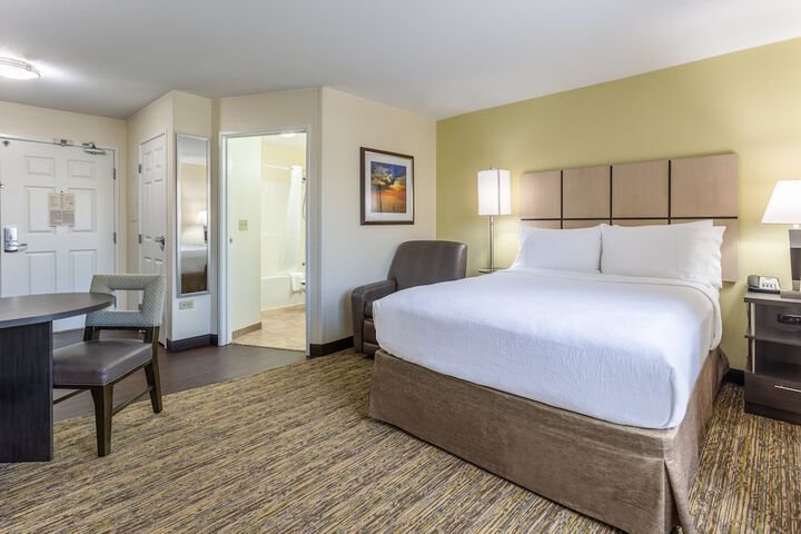 Candlewood Suites Aurora-Naperville by IHG