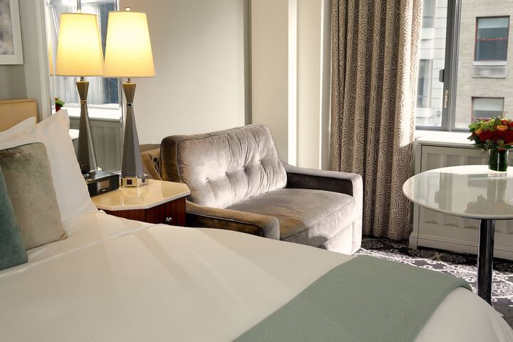 Room 105 of 192