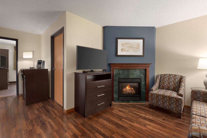 Baymont by Wyndham Owatonna