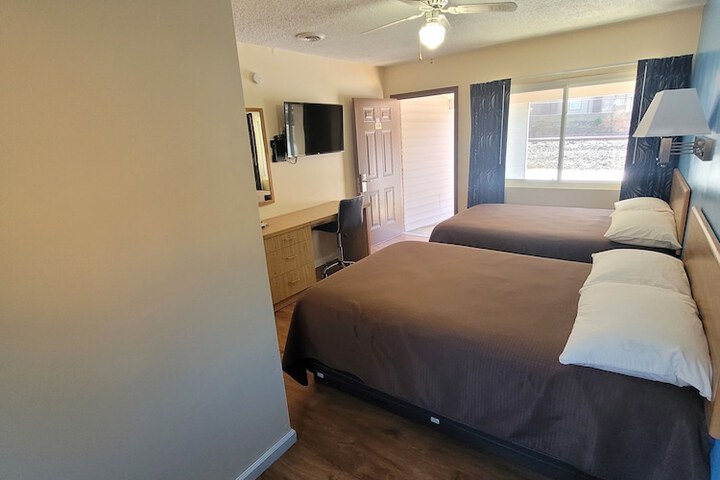Room 38 of 44