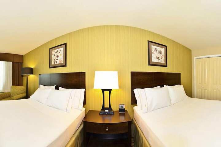 Holiday Inn Express and Suites Williston by IHG