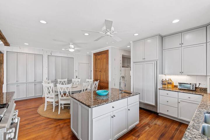 Lachicotte Vacation Rentals
