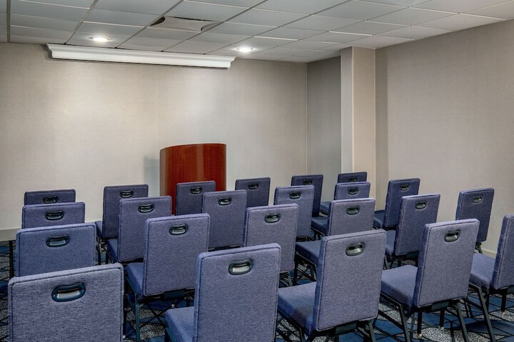 Courtyard by Marriott Boston Marlborough