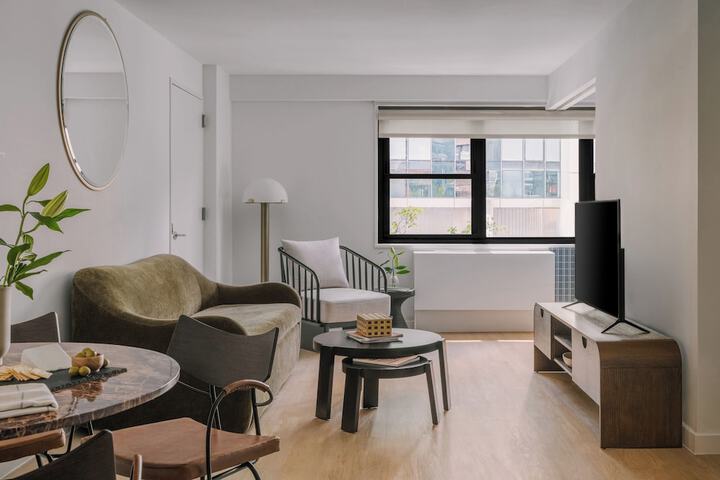 Room 45 of 54