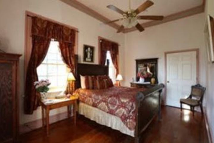 The Old Castillo Bed and Breakfast