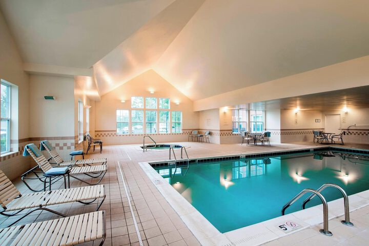 Pool 4 of 23