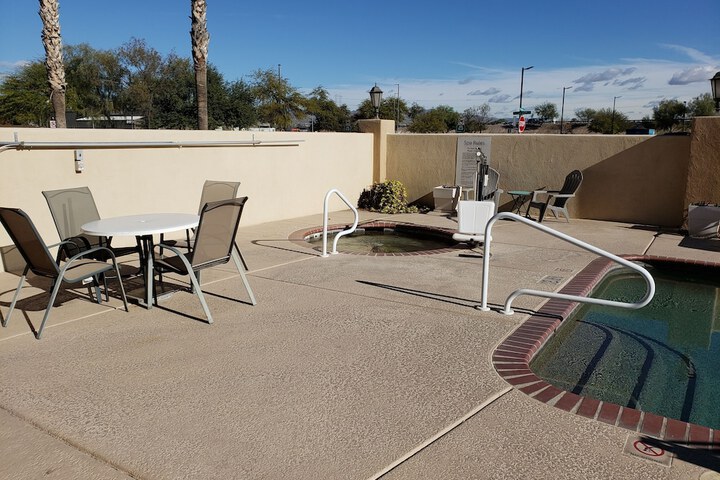 Pool 7 of 42