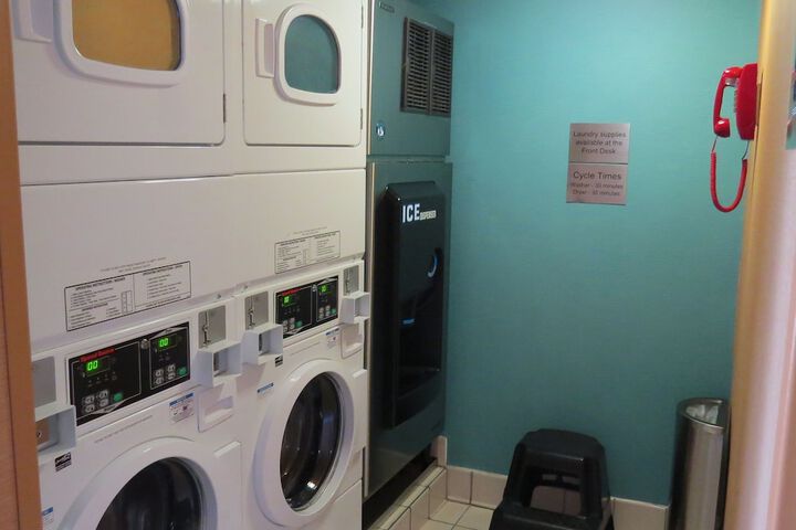 Laundry 30 of 33