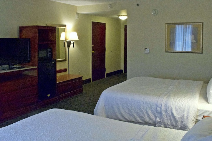 Room 19 of 32