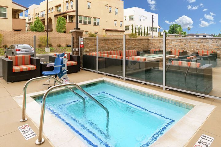 Hampton Inn & Suites Buena Park