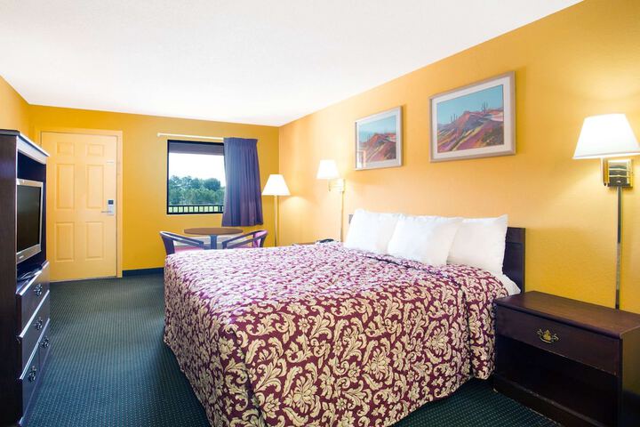 Room 20 of 22