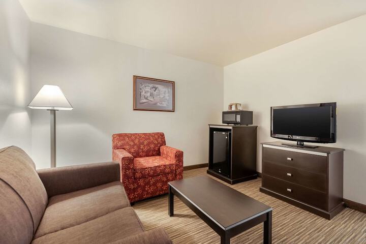 Room 34 of 46