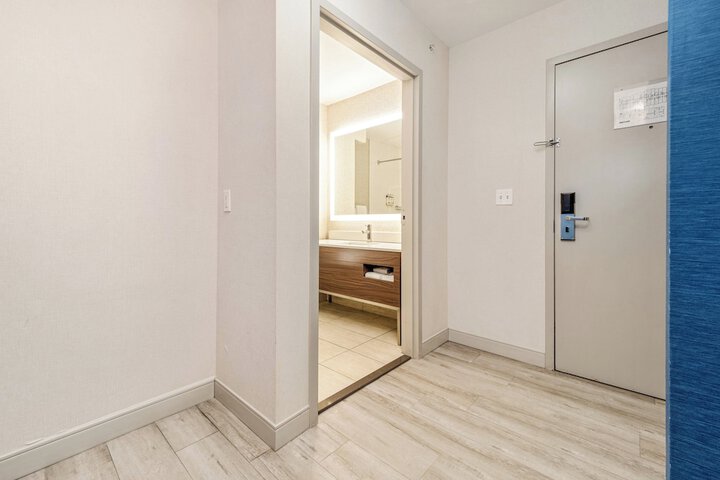 Room 254 of 348