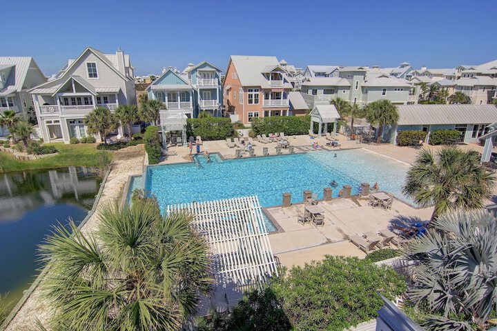 Pool 4 of 31