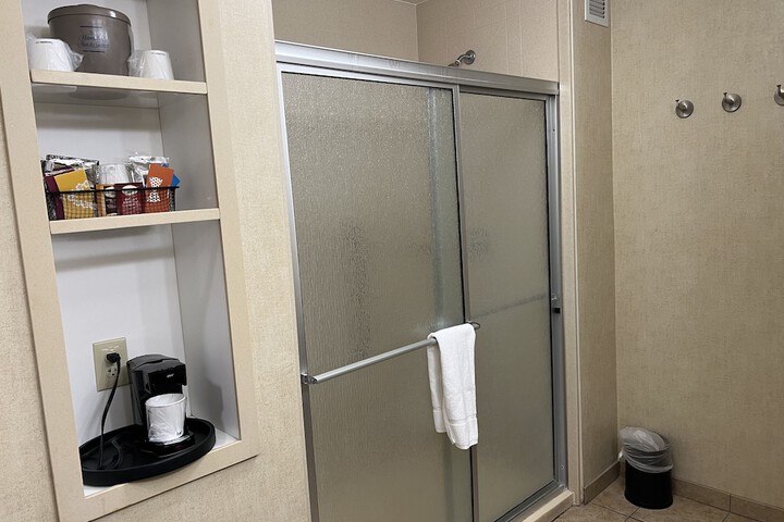 Room 10 of 58