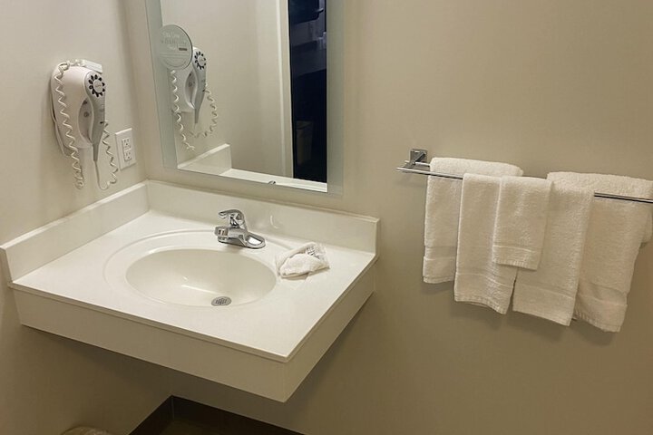 Room 35 of 56