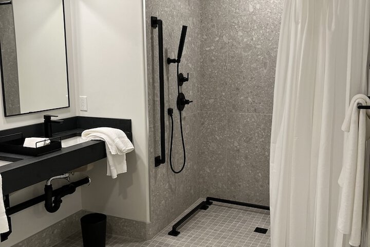 Room 20 of 25