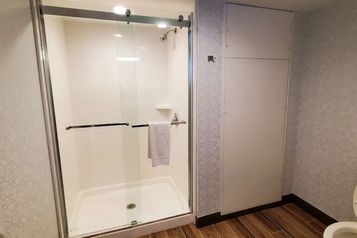 Room 39 of 69