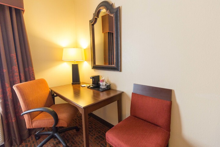 Room 70 of 83