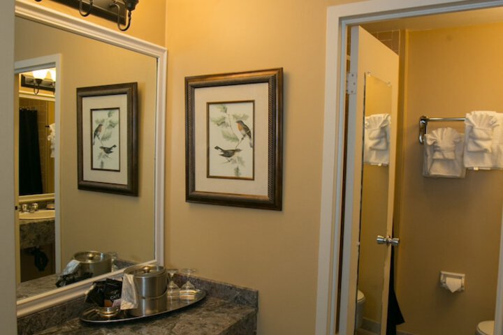 Room 41 of 85
