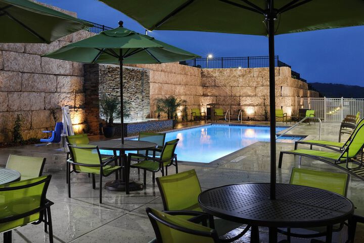 Pool 3 of 23
