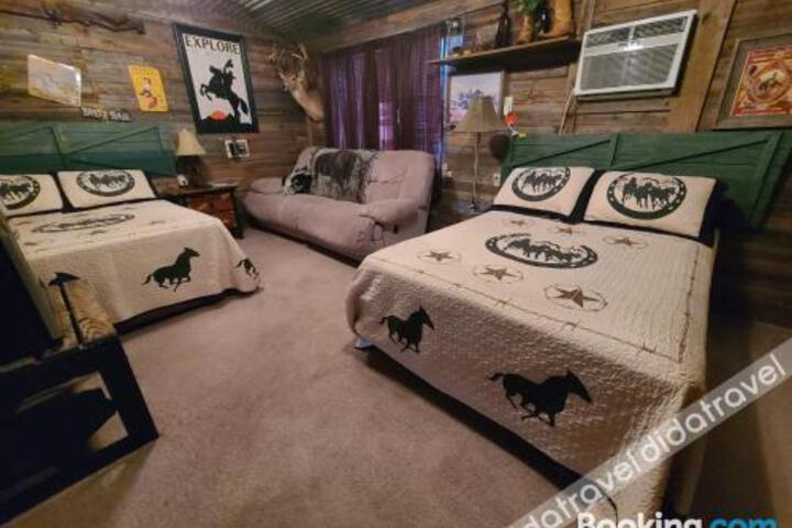 The Buffalo Girls Hotel